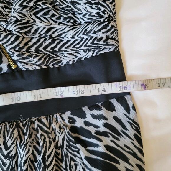 Allen B. 90s Leopard Zebra SIZE 6 Asymmetrical Wrap Dress Baddie sexy sirencore - Picture 7 of 11